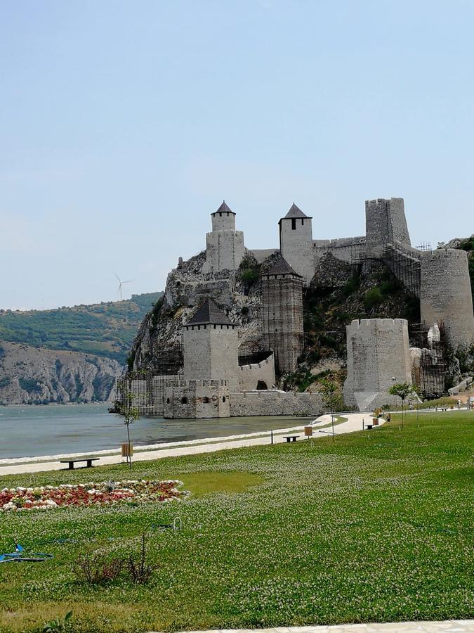 Apartman Bogic Golubac Εξωτερικό φωτογραφία